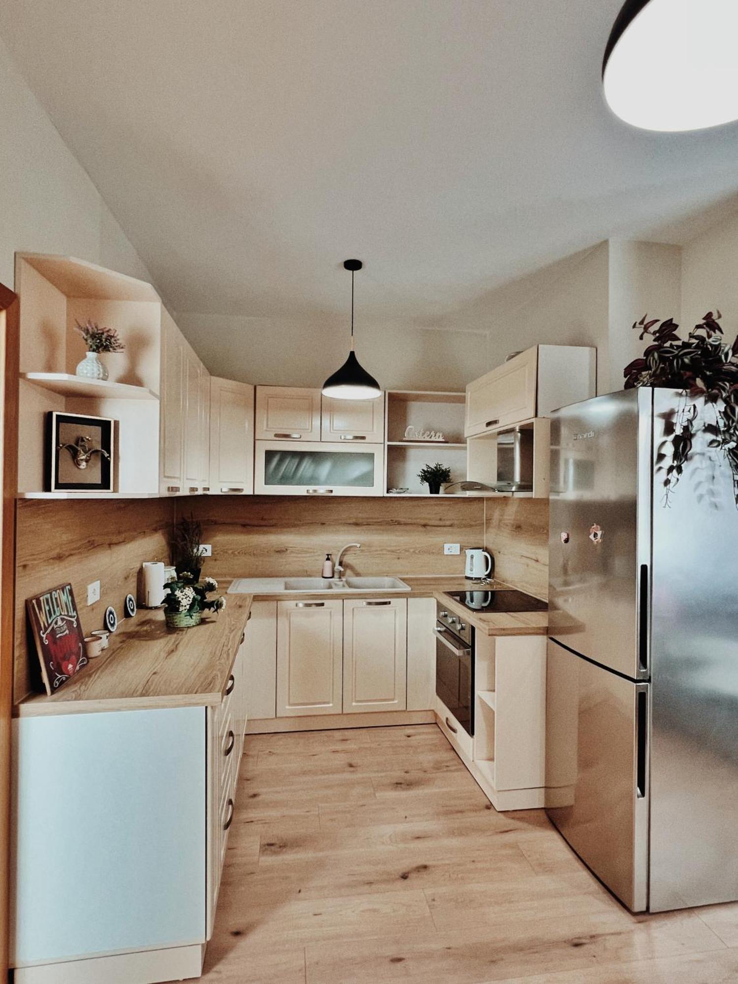 Cozy Rooftop Apartment - Your Home, Away From Home! Tirana Exteriér fotografie